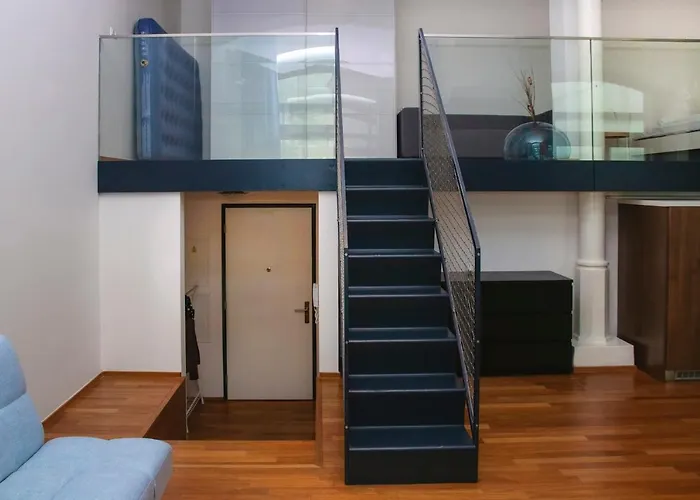 Modern Apartment With Terrace And Air Conditioning