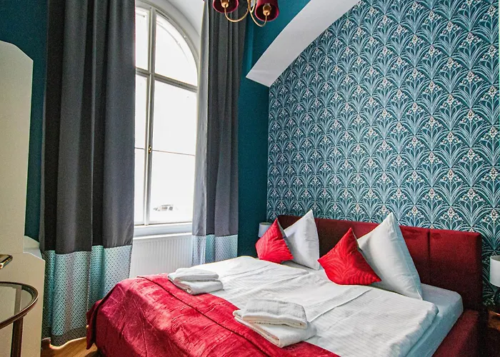 4Bdr Old Town Flat By Church Of St Anne
