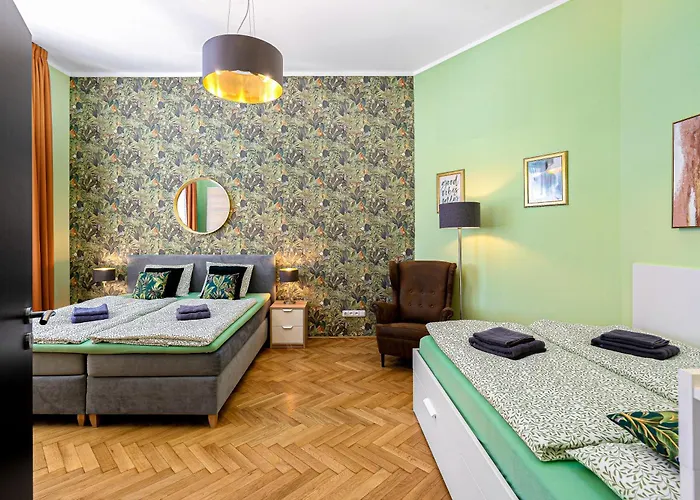 Oasis Apartments At Charles Square