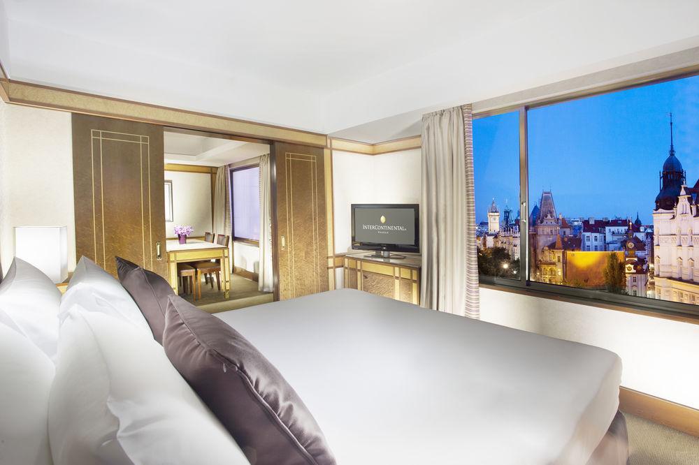 Fairmont Golden Hotell 5*