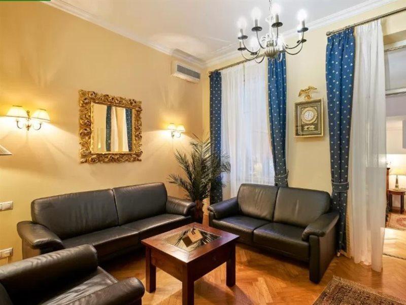 Salvator Hotel