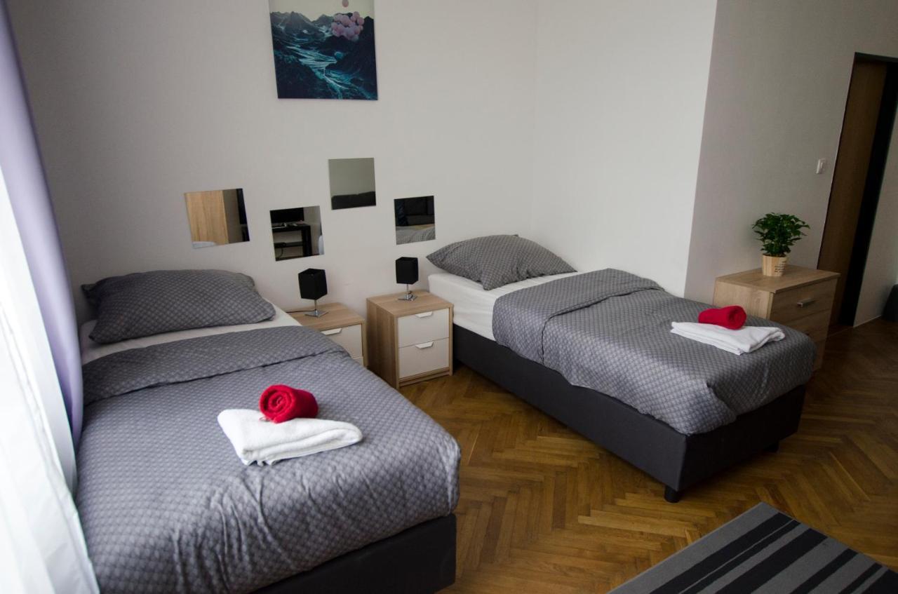 Globe Adults Only Hostel *