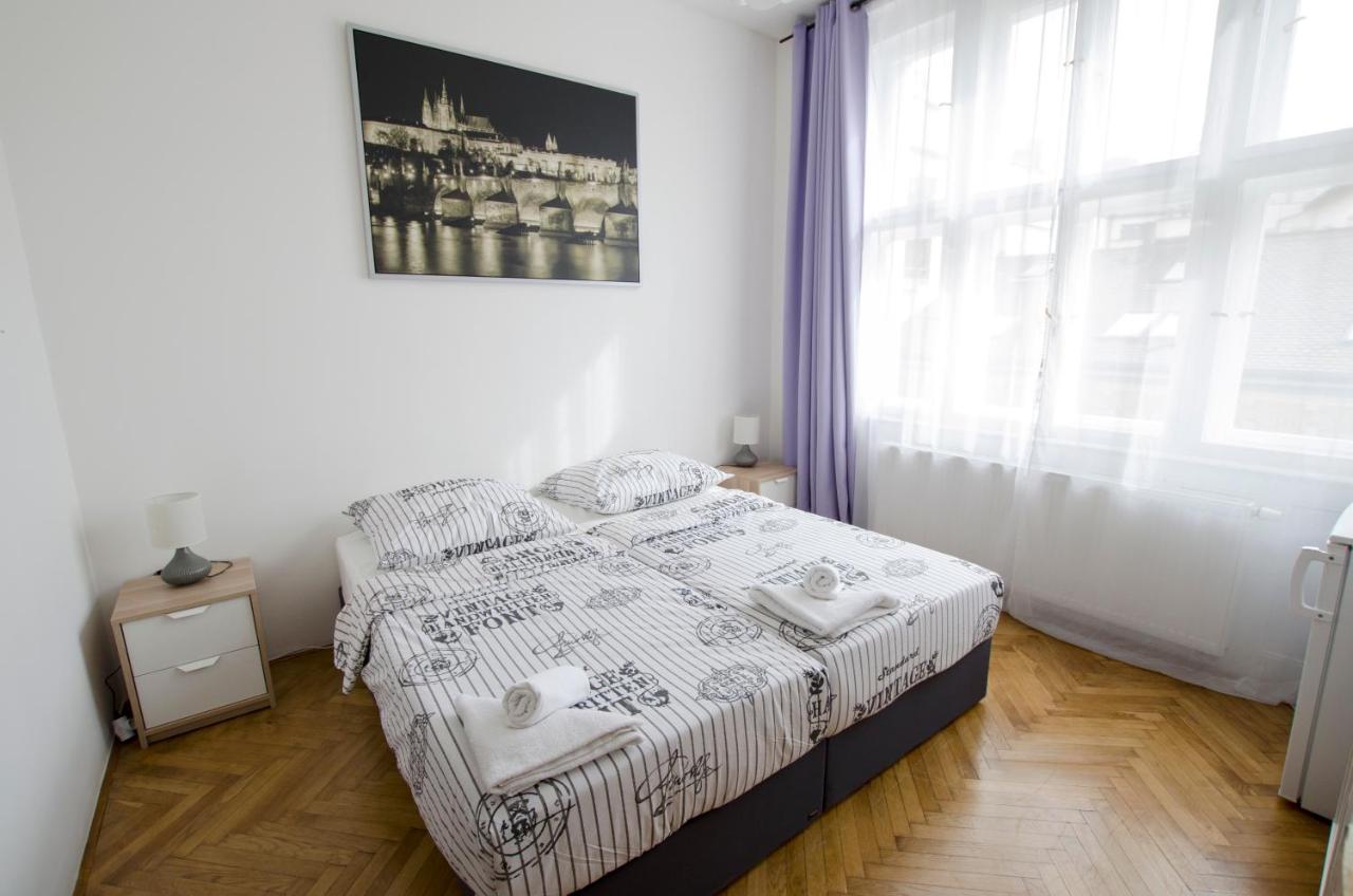 Hostel Globe Adults Only