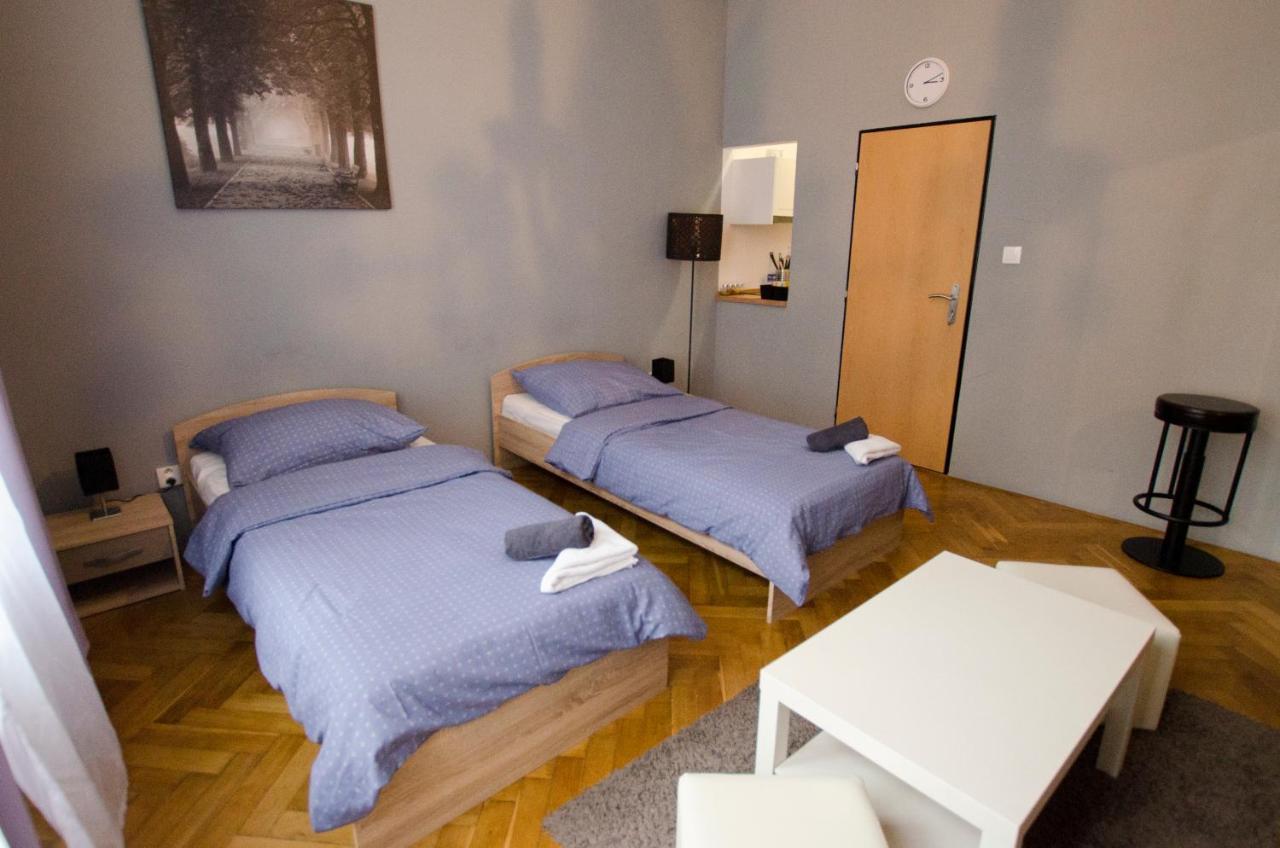 Globe Adults Only Hostel