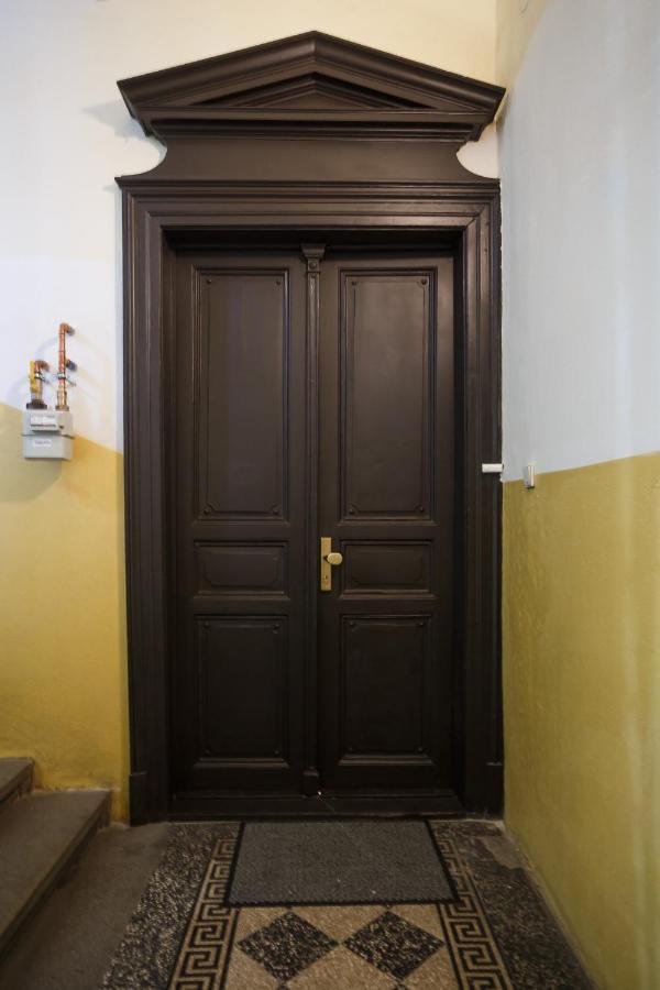 Palace By Main Station - President Apartment Prague