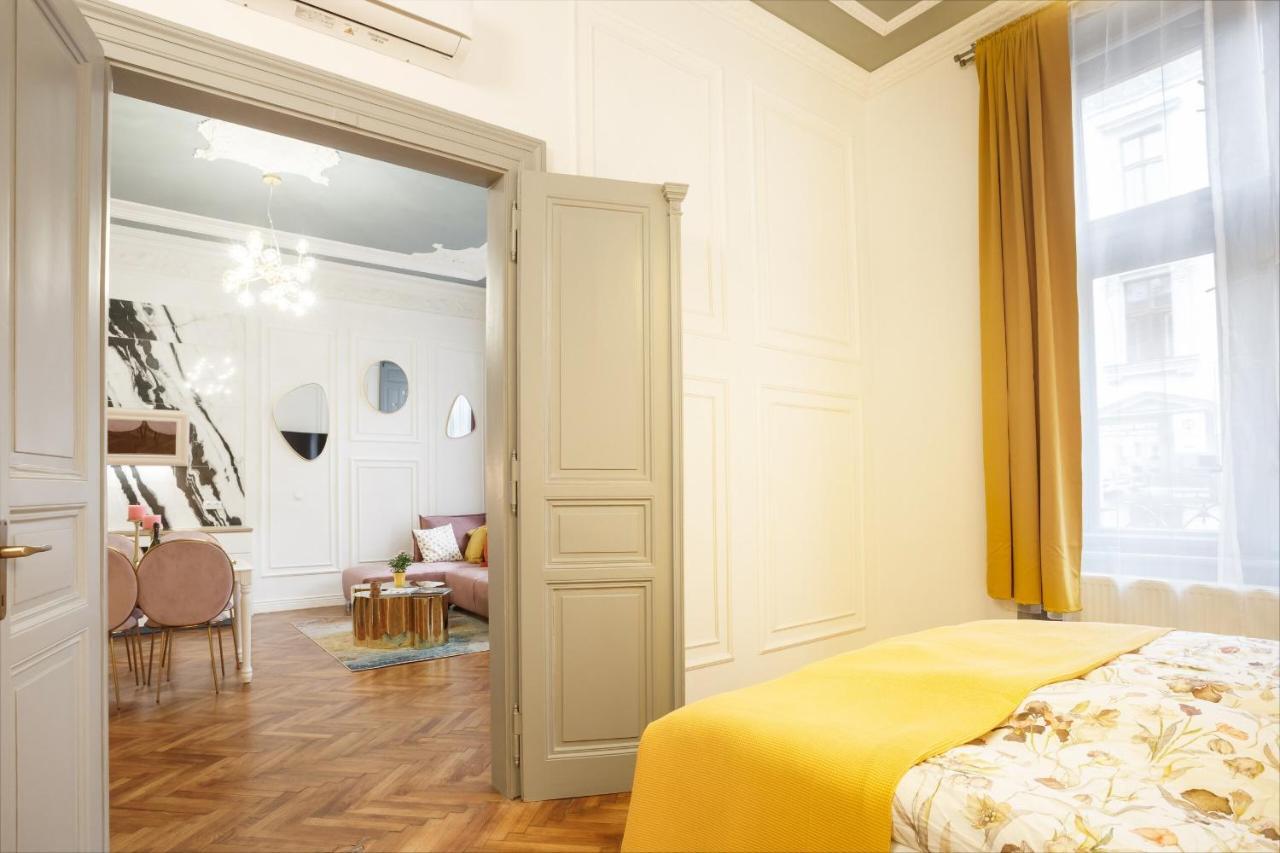 Palace By Main Station - President * Prague