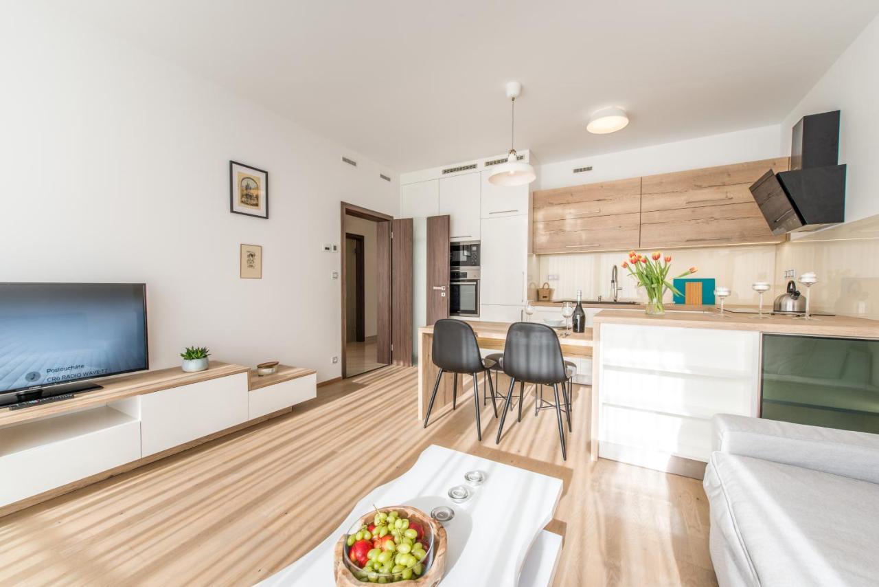 Mozart With Garage Apartment Prag