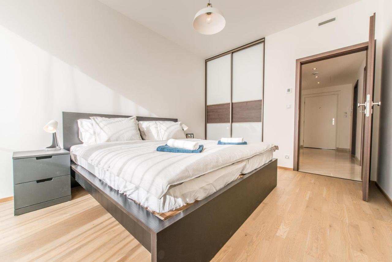 Apartment Mozart With Garage Prag