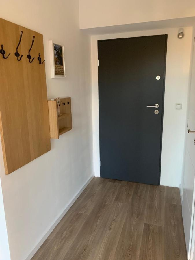Sarka Apartment *