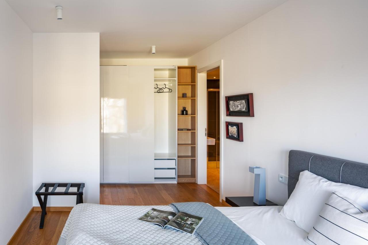 Apartment Airy & Stylish Flat In Smichov By Days Prague