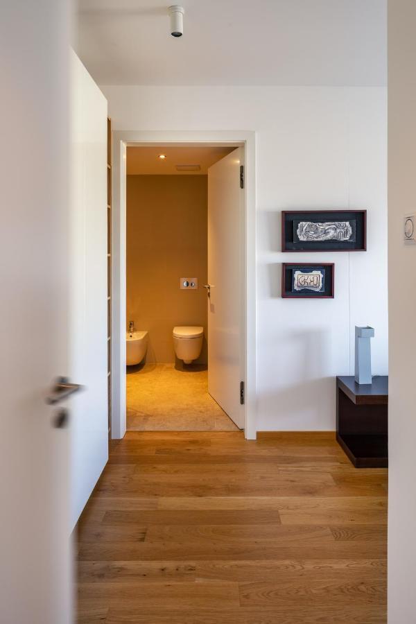 Apartment Airy & Stylish Flat In Smichov By Days *