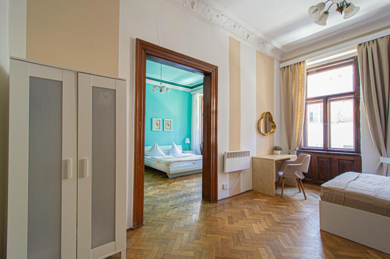 For Celebrations Spacious 3bdr With Balcony *