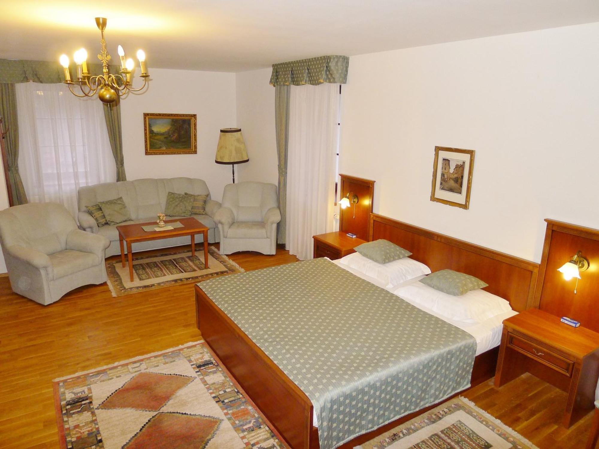 Nosal Hotell Prag