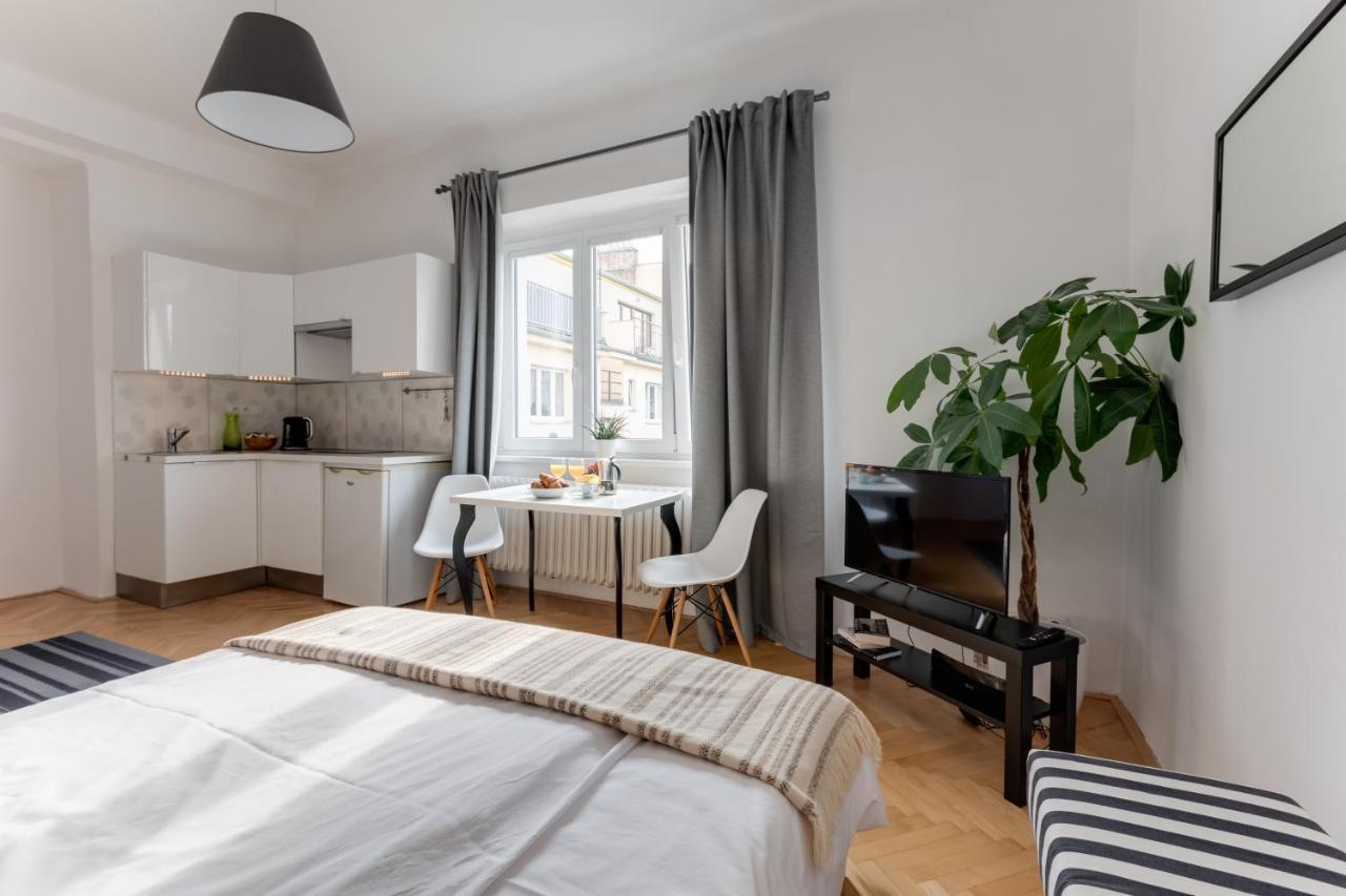 Jt's Biskupcova Str. Apartment *