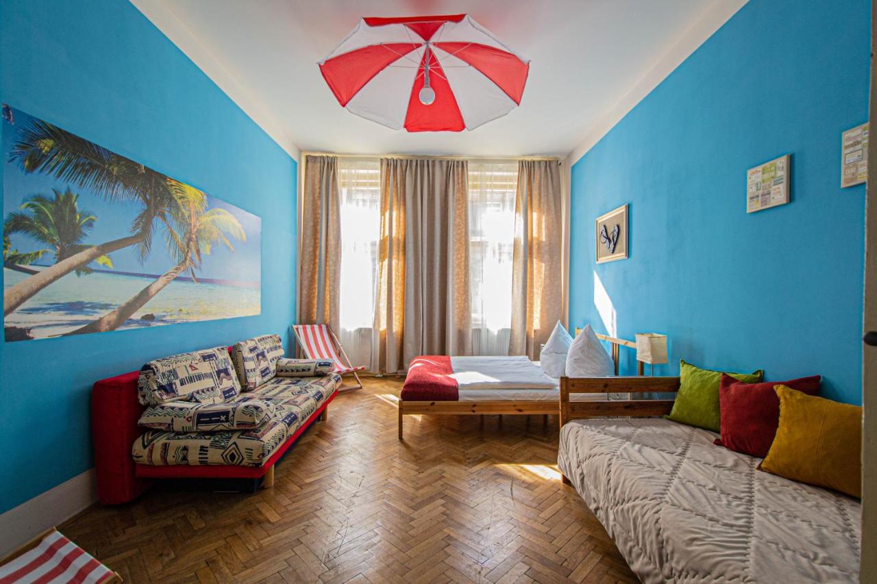 Apartmán For Celebrations Spacious 3bdr With Balcony