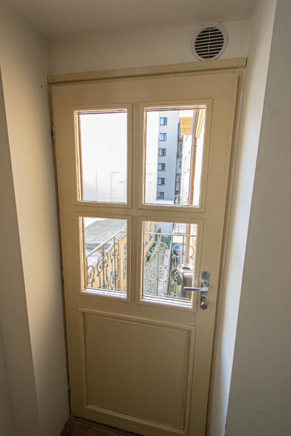 For Celebrations Spacious 3bdr With Balcony *