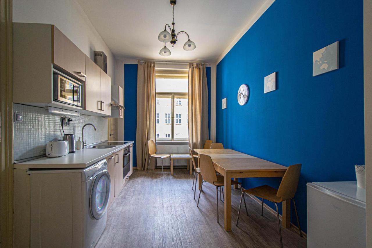 For Celebrations Spacious 3bdr With Balcony *