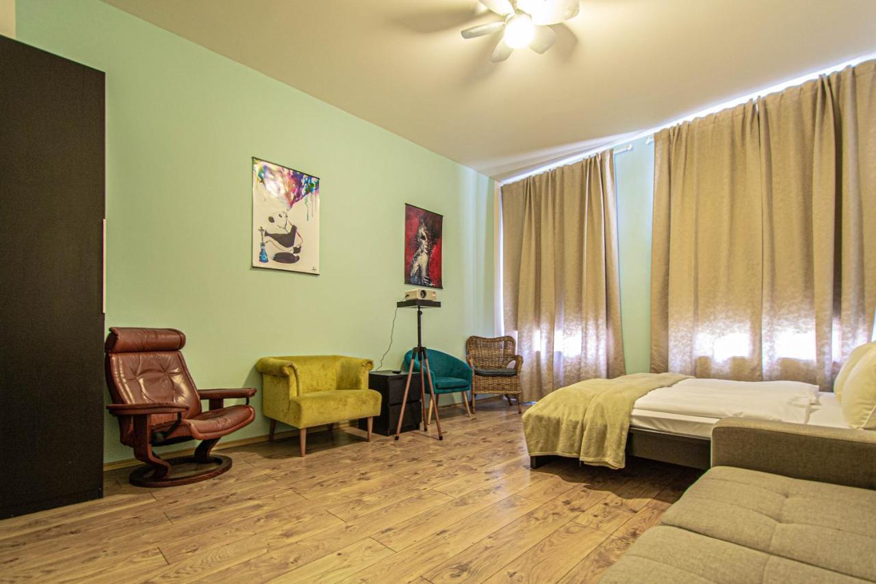 For Celebrations Spacious 3bdr With Balcony * Praha