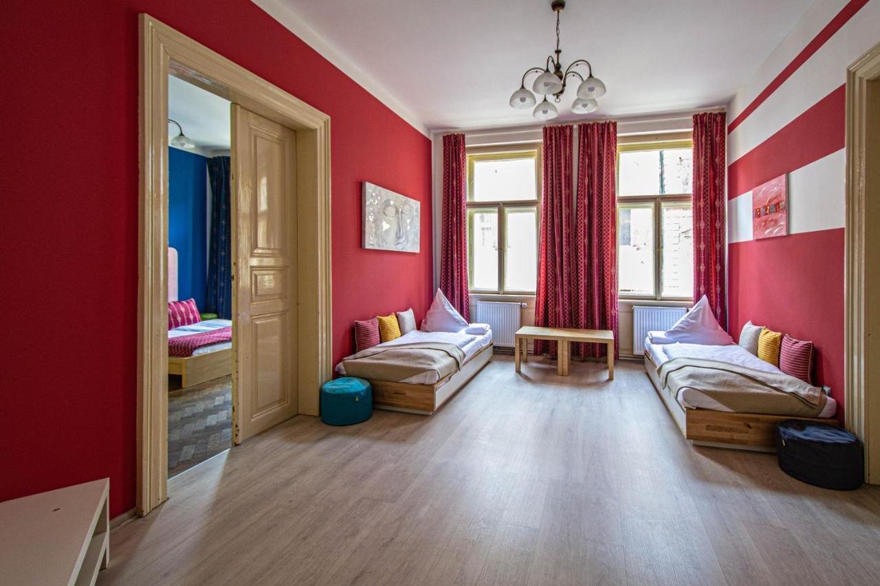 For Celebrations Spacious 3bdr With Balcony *