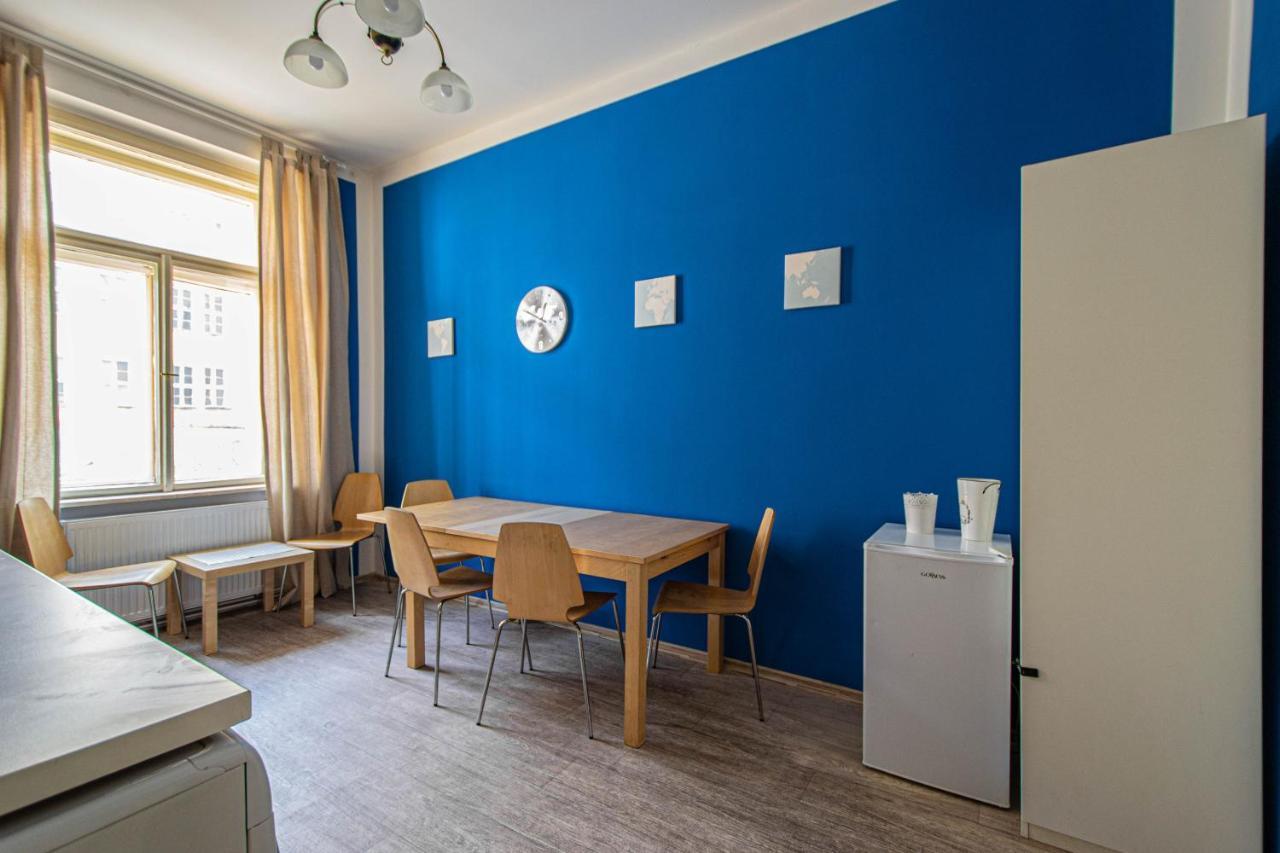 Apartmán For Celebrations Spacious 3bdr With Balcony *