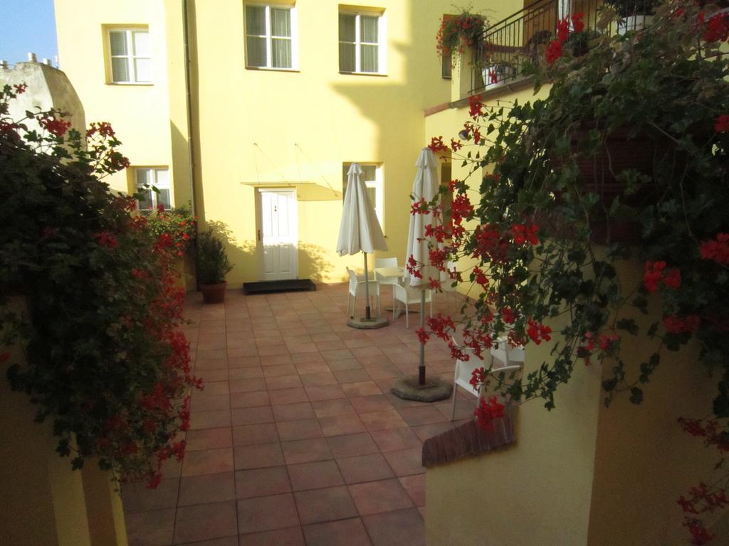 Domus Henrici Hotel