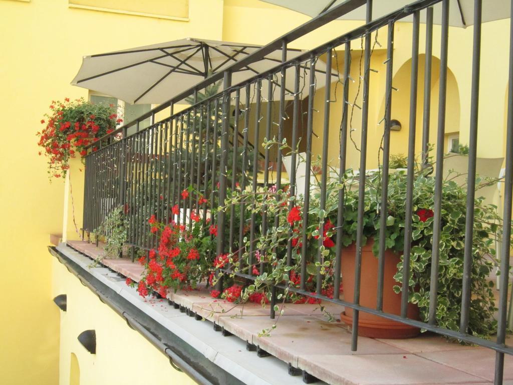 Hotel Domus Henrici 4*
