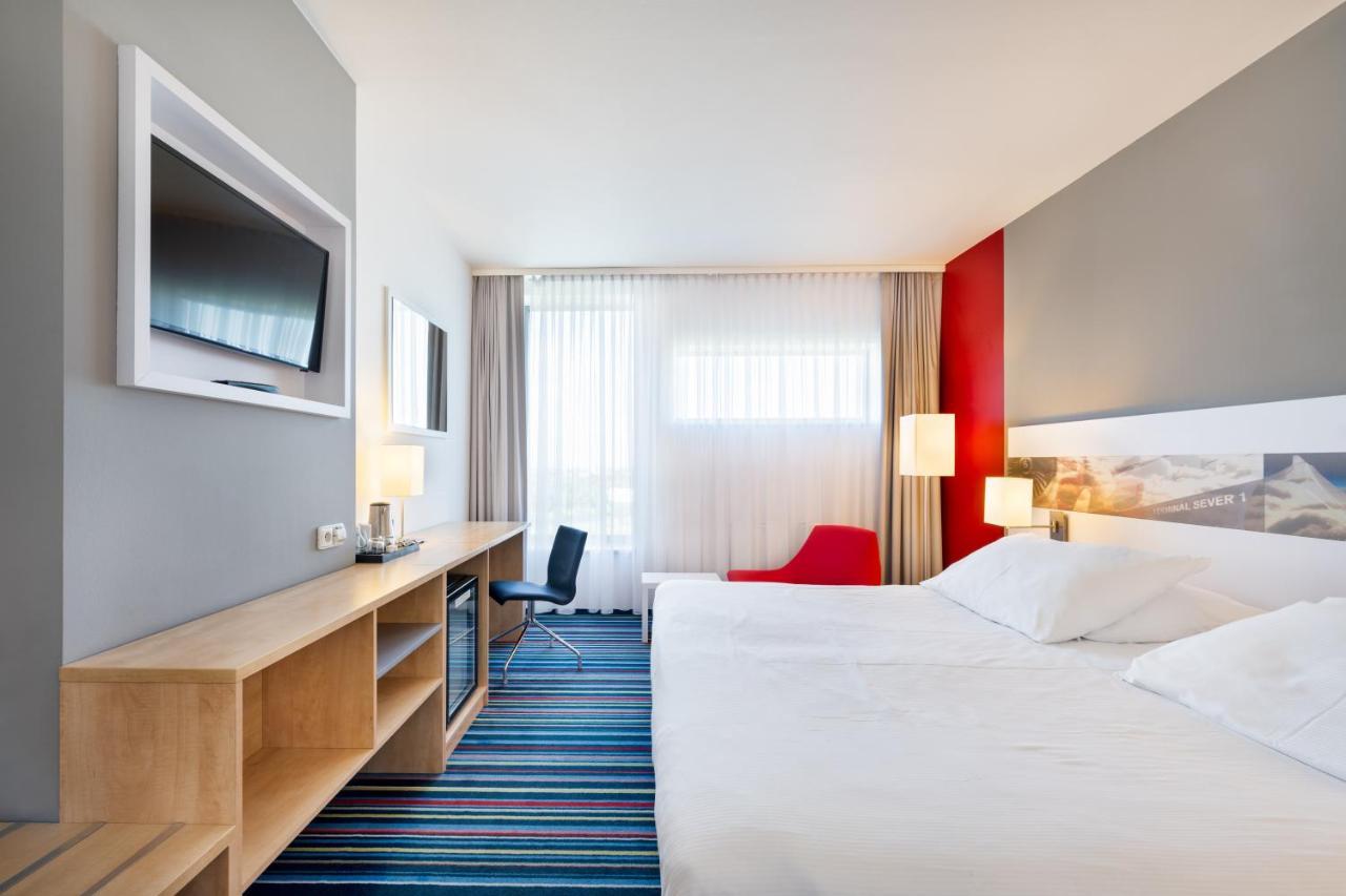 Holiday Airport By Ihg 4* Prag