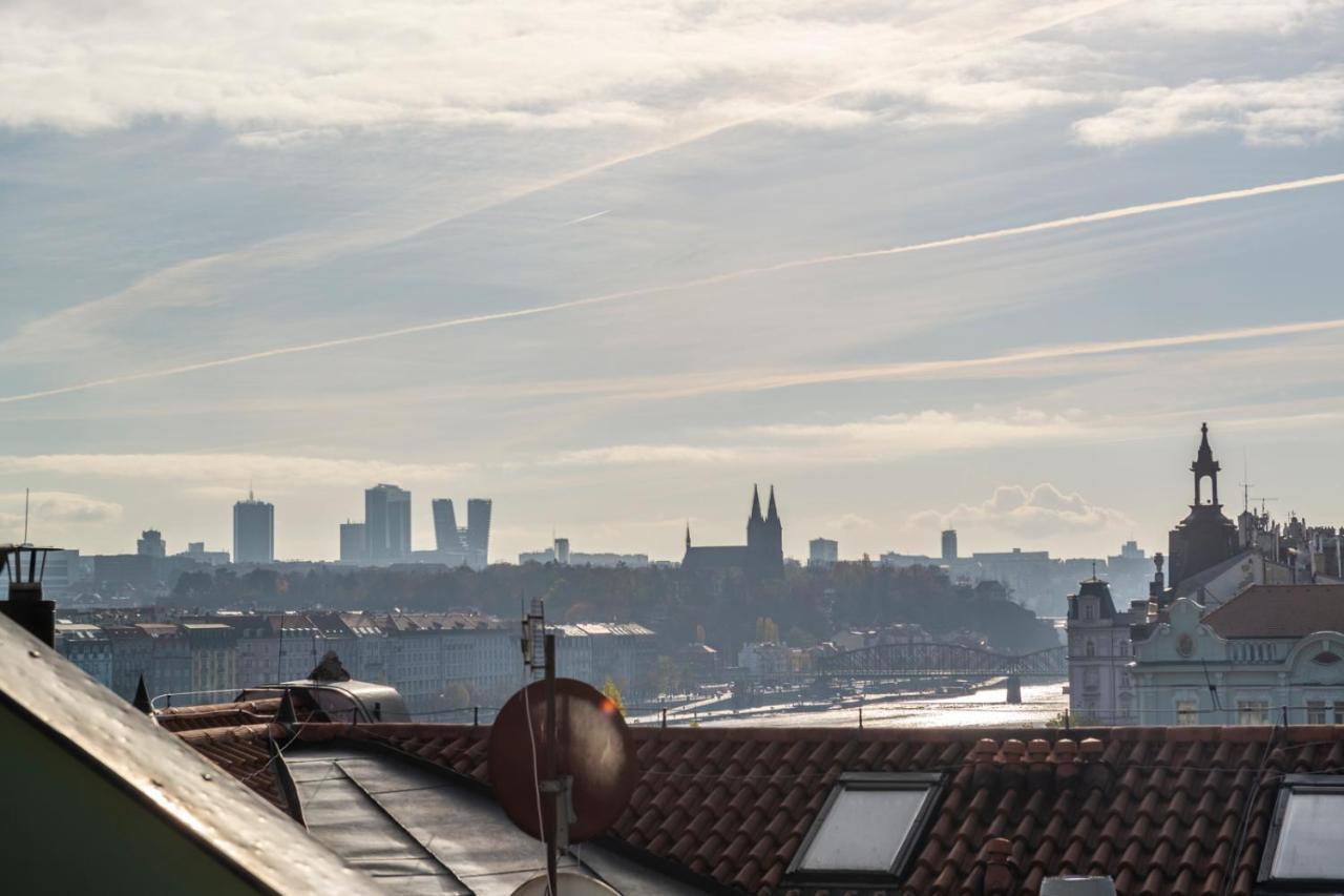 Janáčkovo Nábřeží 19 - Riverside Aparthotel Praha