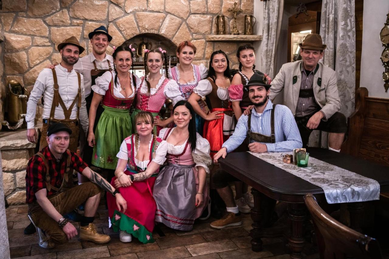 Svatojansky Dvur 4* Prag