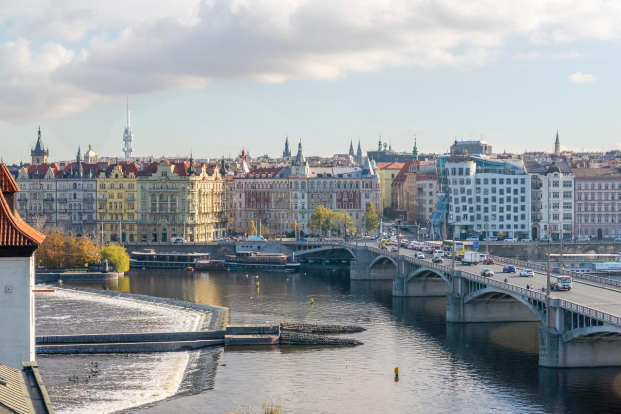 Janáčkovo Nábřeží 19 - Riverside