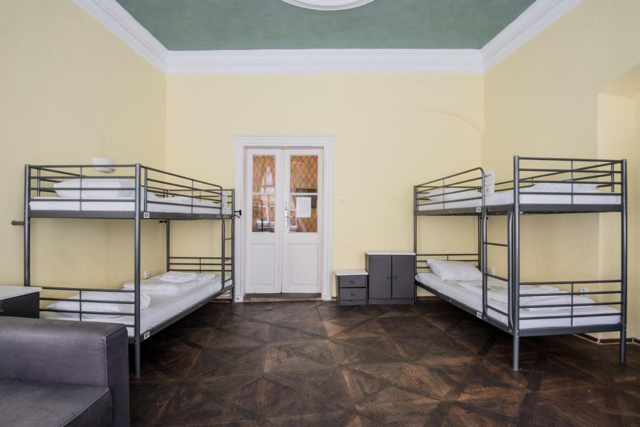 Charles Bridge Hostel&apartments *
