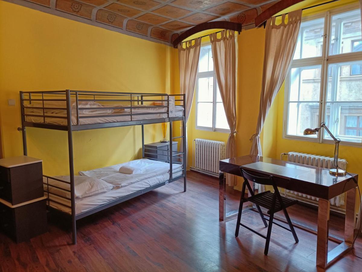 Charles Bridge Hostel&apartments *
