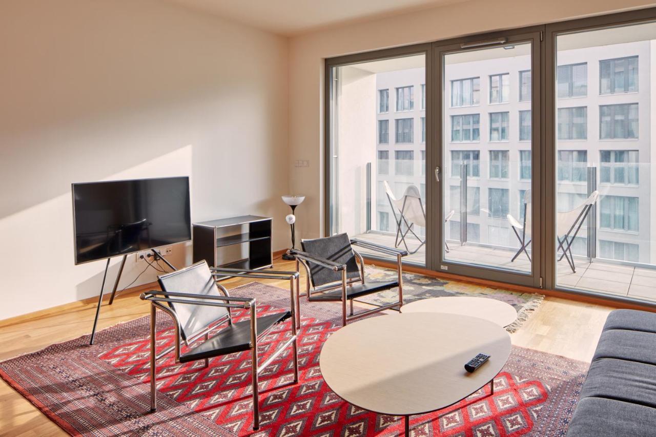 Apartment Days - Designer - Trendy Neighborhood