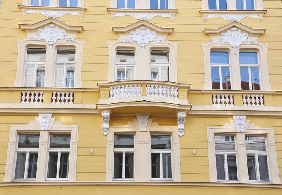 Quiet In A Short Distance From The Apartment *