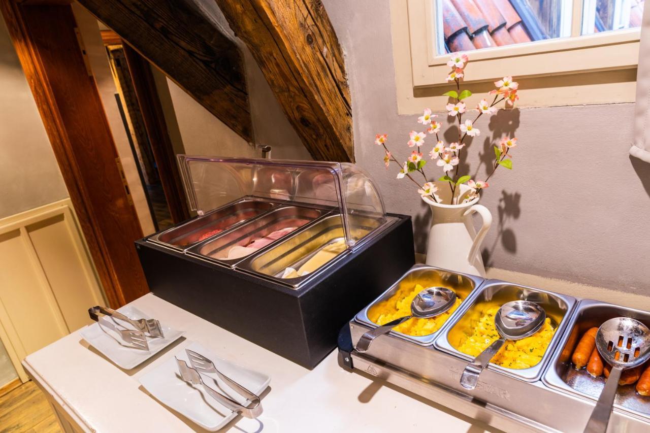 Hotel Miss Sophie's Charles Bridge Prag