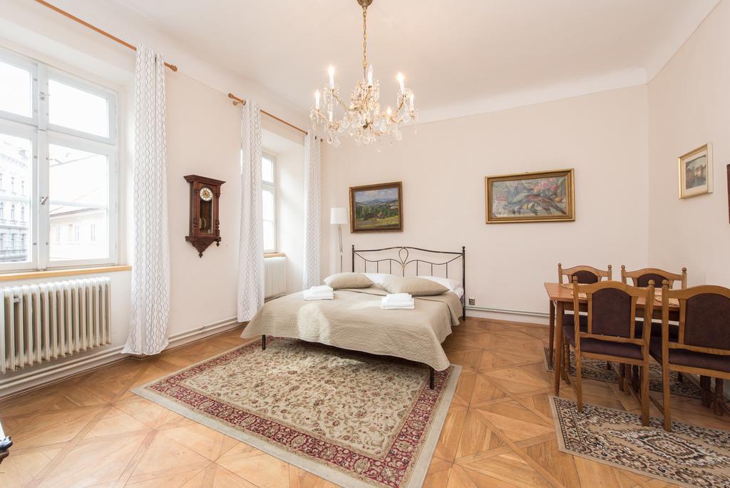 Zlaty Kun Golden Horse Lägenhet Prag
