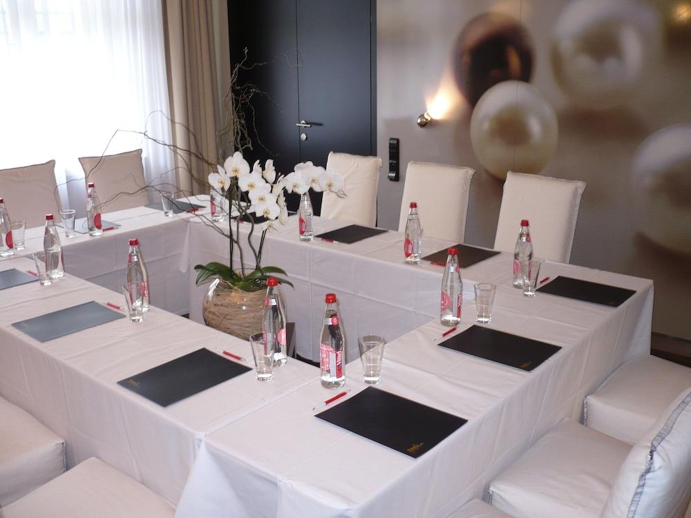 Hotell Perla 4*