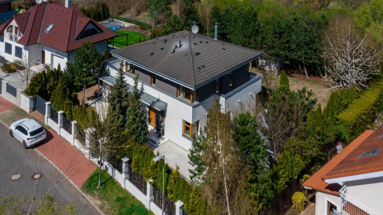Vila Serenity With Garden Jacuzzi