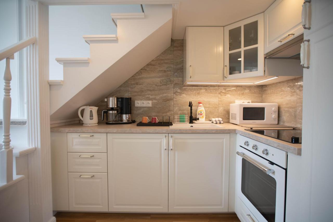 Live With A Fantastic View In The Center Apartment Prag