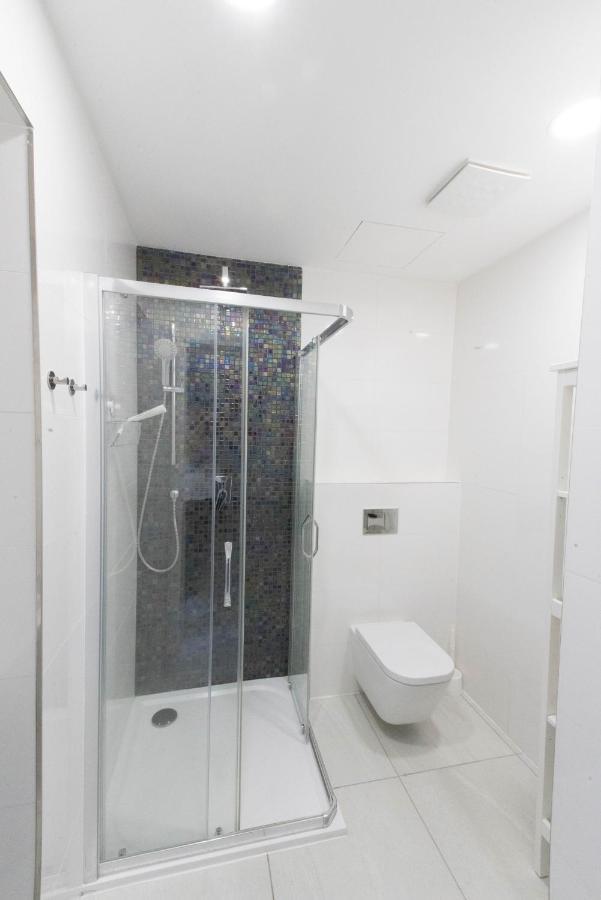 Live With A Fantastic View In The Center Apartment