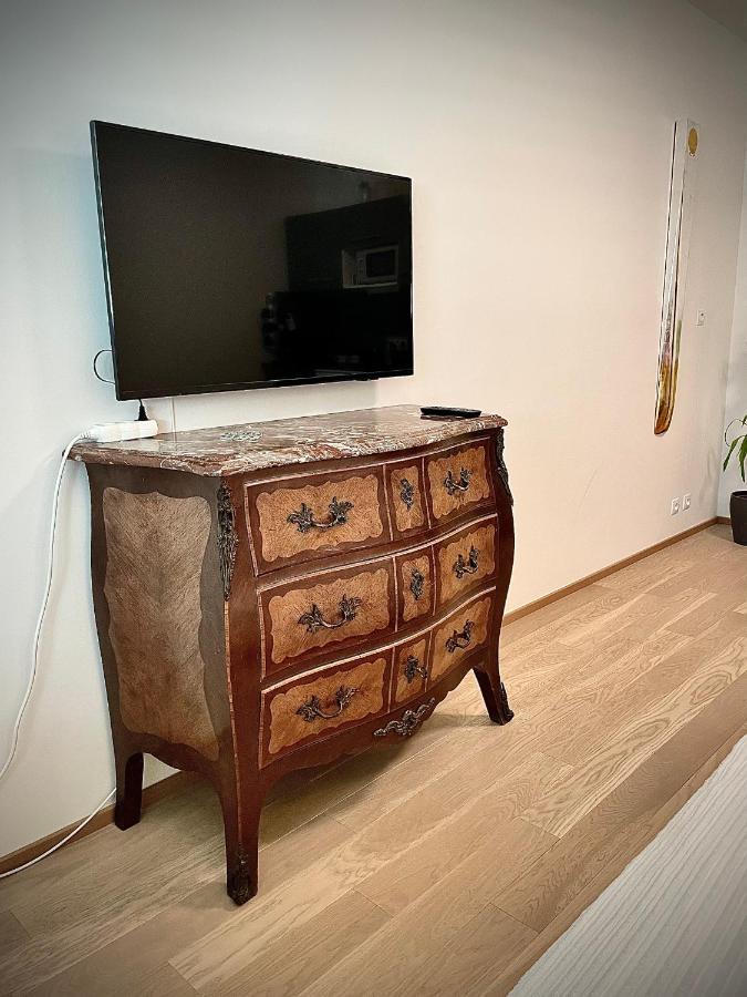 Harfa 30 Apartment *