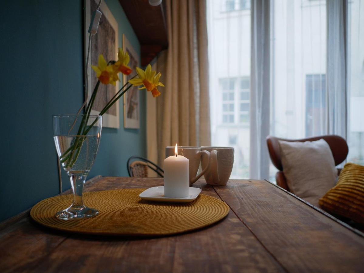 Apartment Romantic Nest Under Castle *