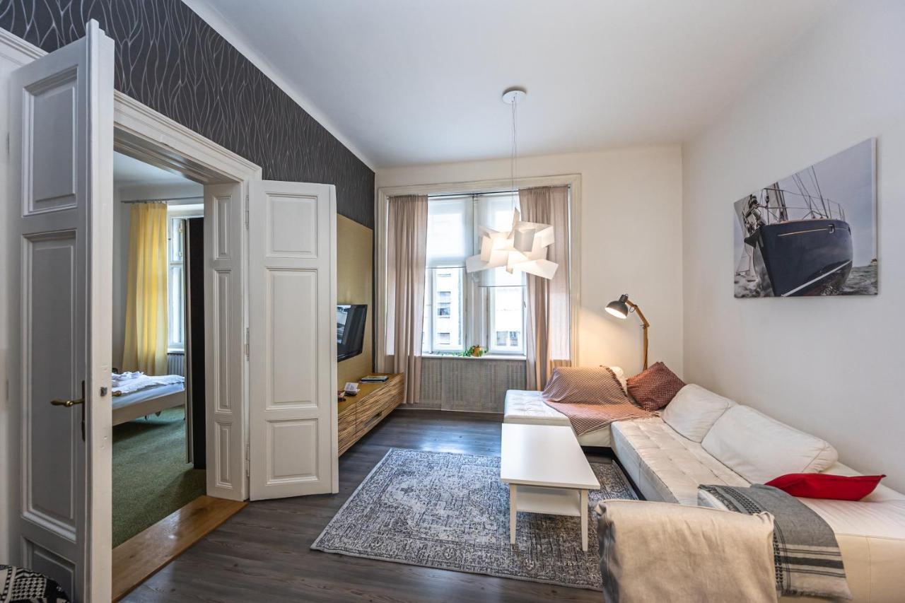 Wishlist Old Residences - Hastalska Apartment *