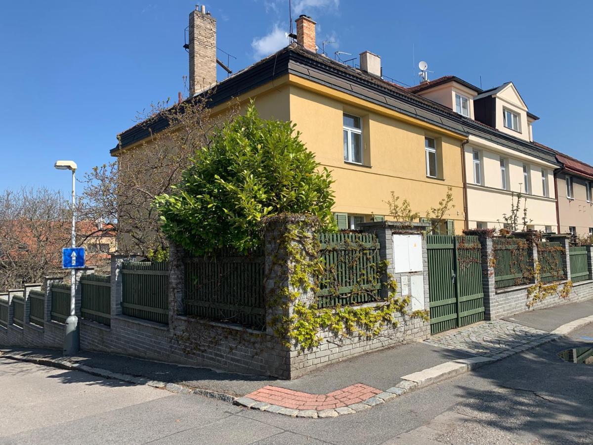 Apartman Ladronka Lägenhet