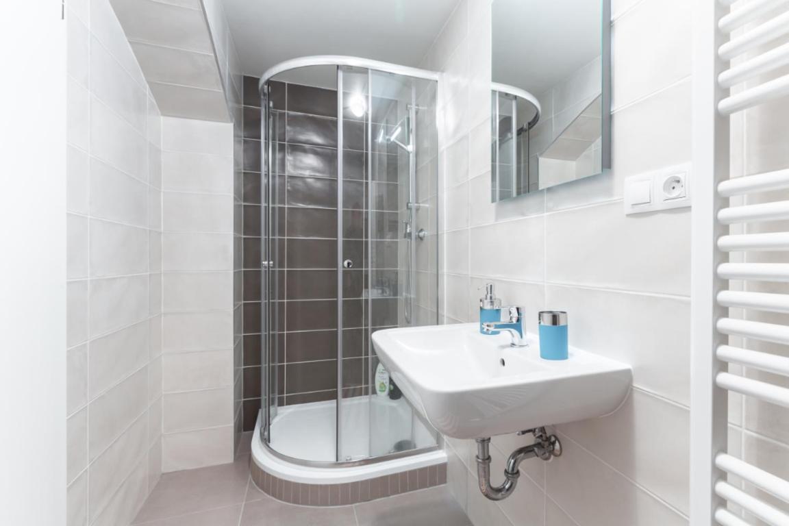 Private Studio By Hosts Apartment *