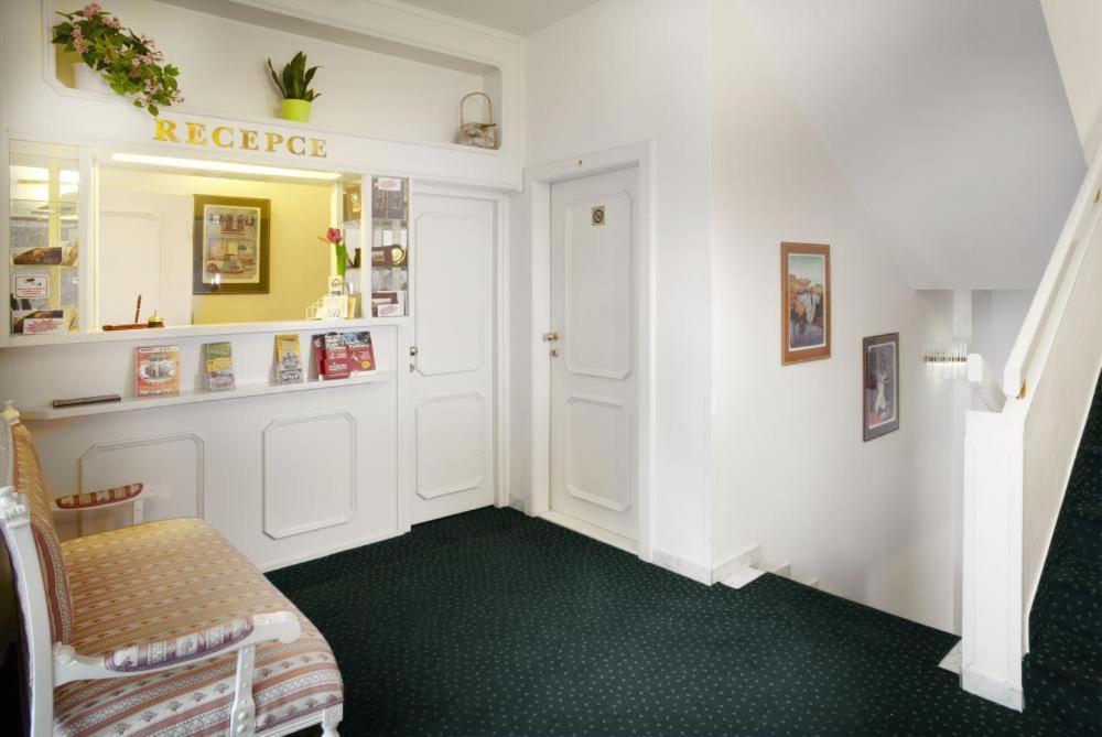 Kern Guest house