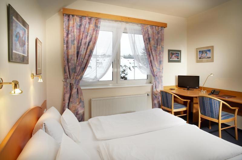 Kern Guest house