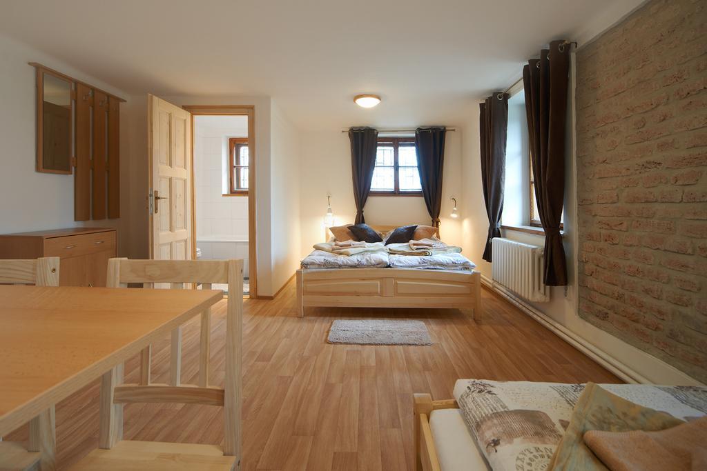 Gasthof Usedlost Kotlarka Prag