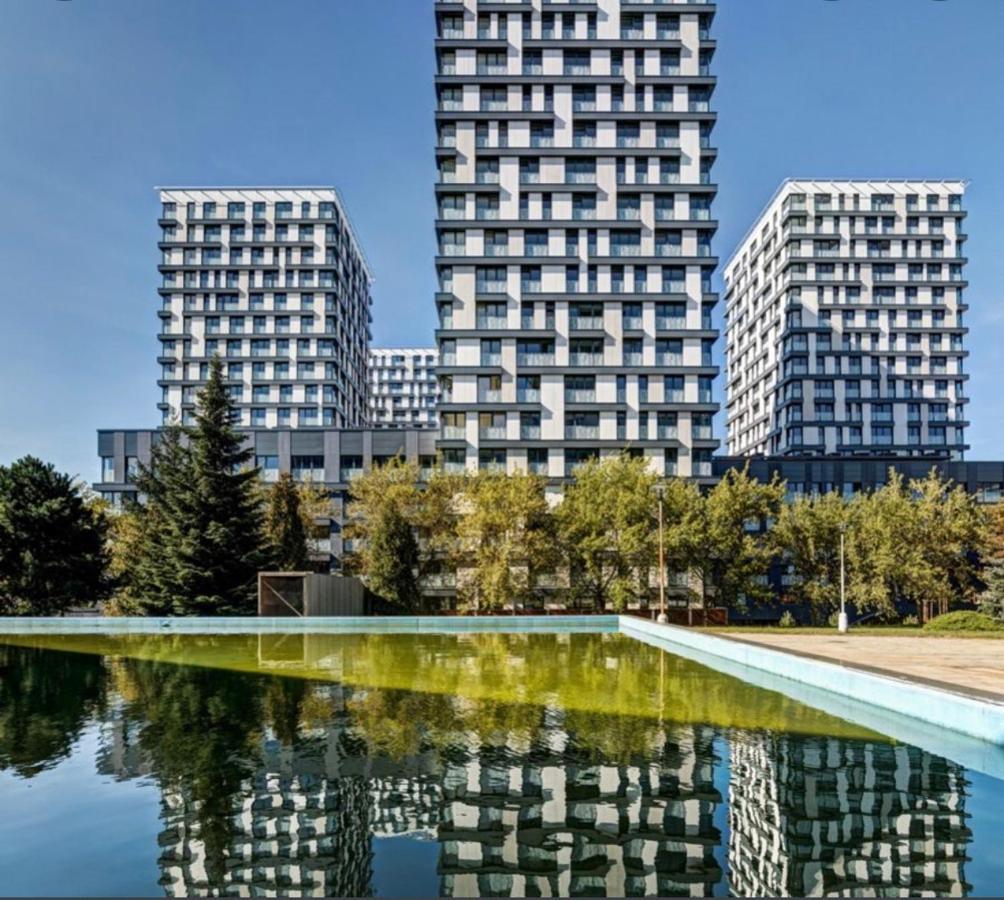 Garden Tower - 8 Min Do Centra, Garaz Lägenhet