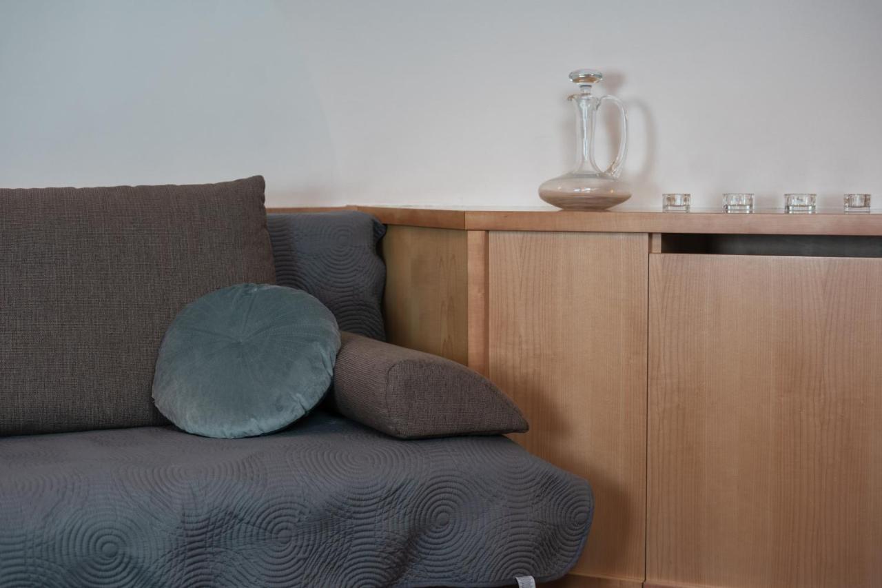 Apartment Trziste *